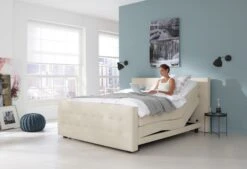 Boxspring Home 240 -Exporteren Droomnest Winkel 0002 home240 light elek min 1
