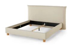 Gestoffeerd Bedframe Capella Celia 27 Gestoffeerd Bedframe Capella Celia -Exporteren Droomnest Winkel 22010139 swiss sense product capella celia design 3 4stand zonder latten zonder matras 1
