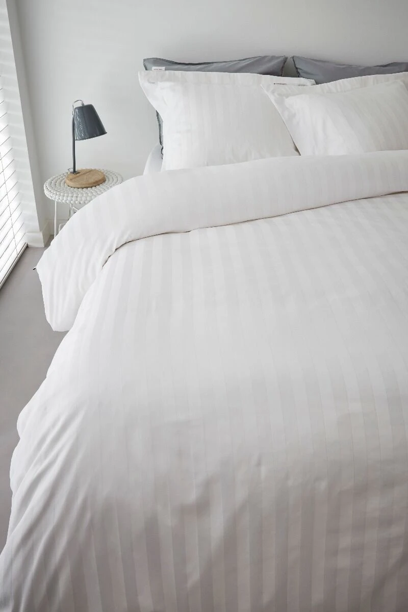 Dixxius IV Shine Dekbedovertrek 2 Dixxius IV Shine Dekbedovertrek - Afbeelding 2