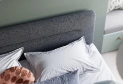 Gestoffeerd Bedframe Online-Only Dream Comet -Exporteren Droomnest Winkel comet 05 1