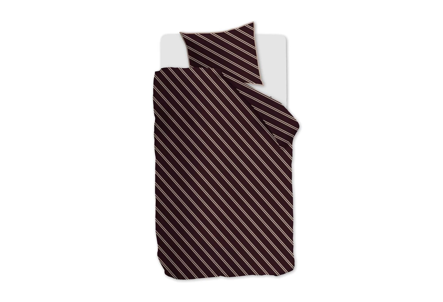 VTwonen Vt Wonen Diagonal Dekbedovertrek Dark Red 1 VTwonen Vt Wonen Diagonal Dekbedovertrek Dark Red
