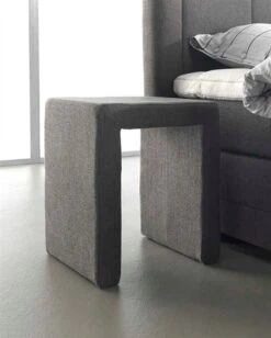 Hocker Square Gestoffeerd