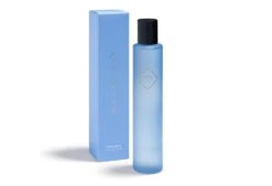 Pillow Spray 100ml Moments Calm Lavender -Exporteren Droomnest Winkel pillow spray calming lavender verpakking product 2000x1366 web