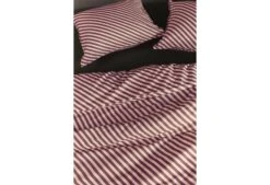 Beddinghouse Renewable Dekbedovertrek Dark Red -Exporteren Droomnest Winkel renewable dark red 03 mood large